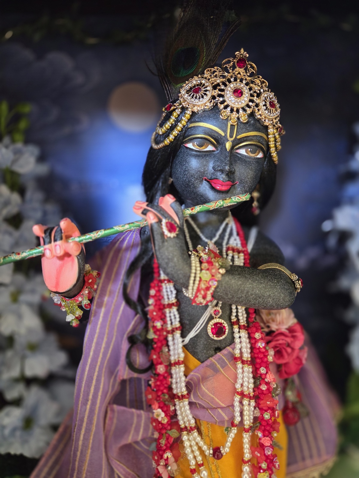 Gopinath Krishna deity black marble vigraha half view wearing gorgeous jewellery